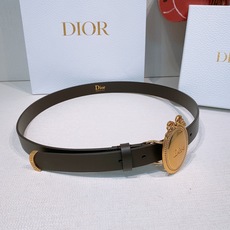 - Look Book Christian Dior 2026椭圆型蝴蝶结腰带 古董感好强!重新诠释Di - Look Book Christian Dior 2026椭圆型蝴蝶结腰带 古董感好强!重新诠释Di