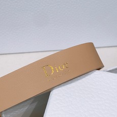 - Look Book Christian Dior 2026椭圆型蝴蝶结腰带 古董感好强!重新诠释Di - Look Book Christian Dior 2026椭圆型蝴蝶结腰带 古董感好强!重新诠释Di