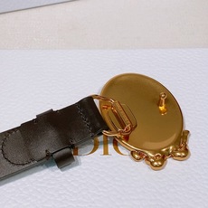 - Look Book Christian Dior 2026椭圆型蝴蝶结腰带 古董感好强!重新诠释Di - Look Book Christian Dior 2026椭圆型蝴蝶结腰带 古董感好强!重新诠释Di