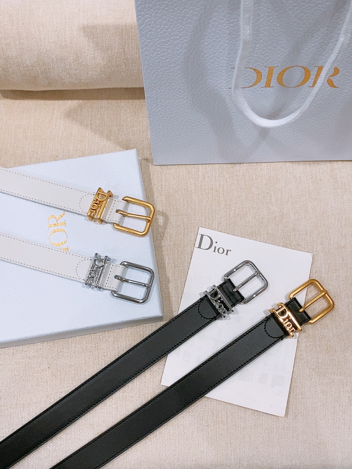 -集合图🥳Dior Cannage 腰带 重新诠释Dior 经典标识。采用光滑牛皮革等材质精心制作，饰以