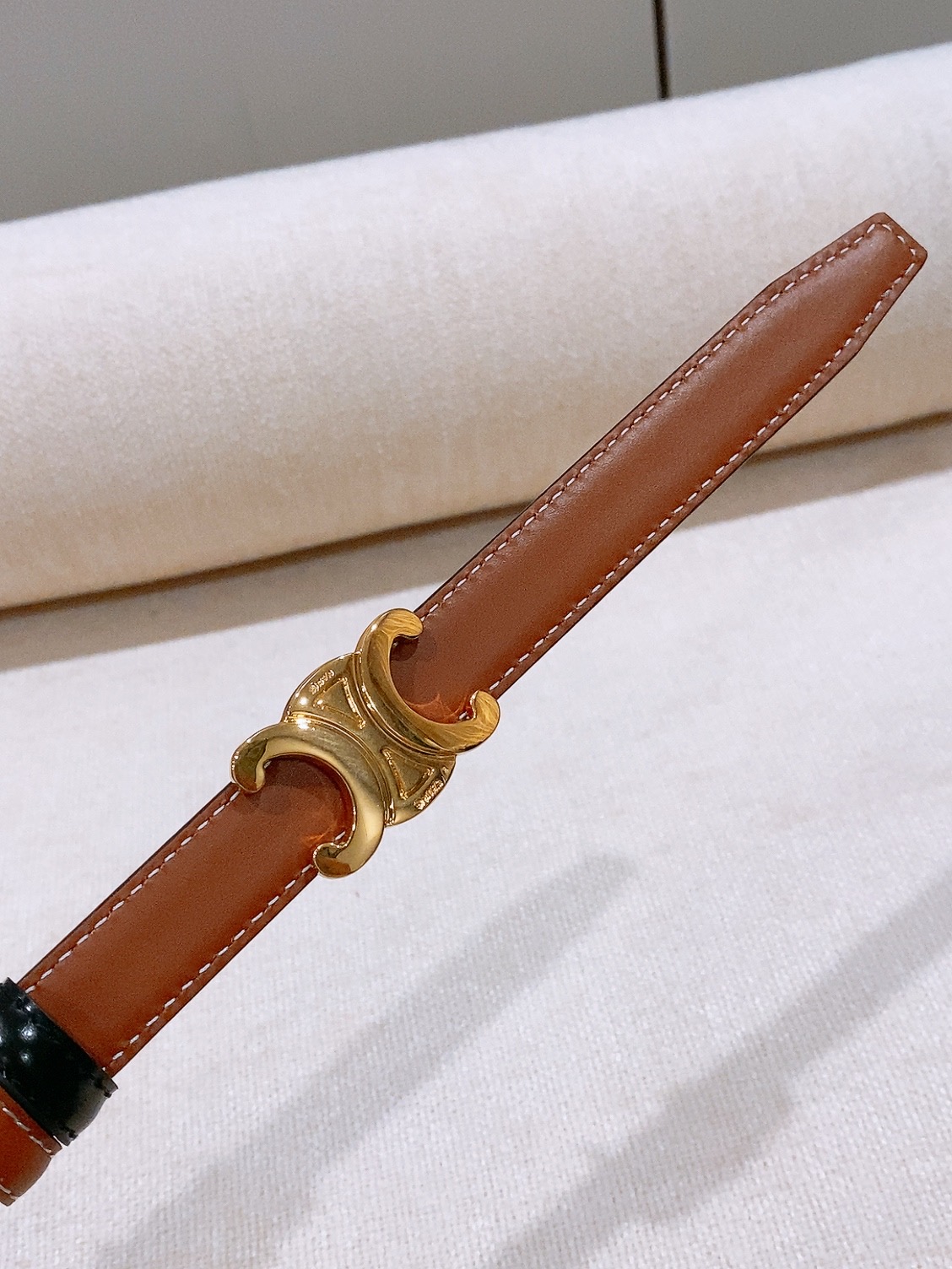 Celine双面窄版腰带  （1.8cm) 凯旋门