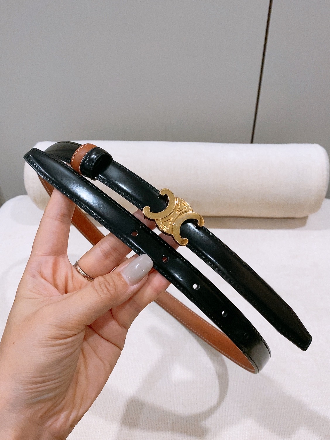 Celine双面窄版腰带  （1.8cm) 凯旋门