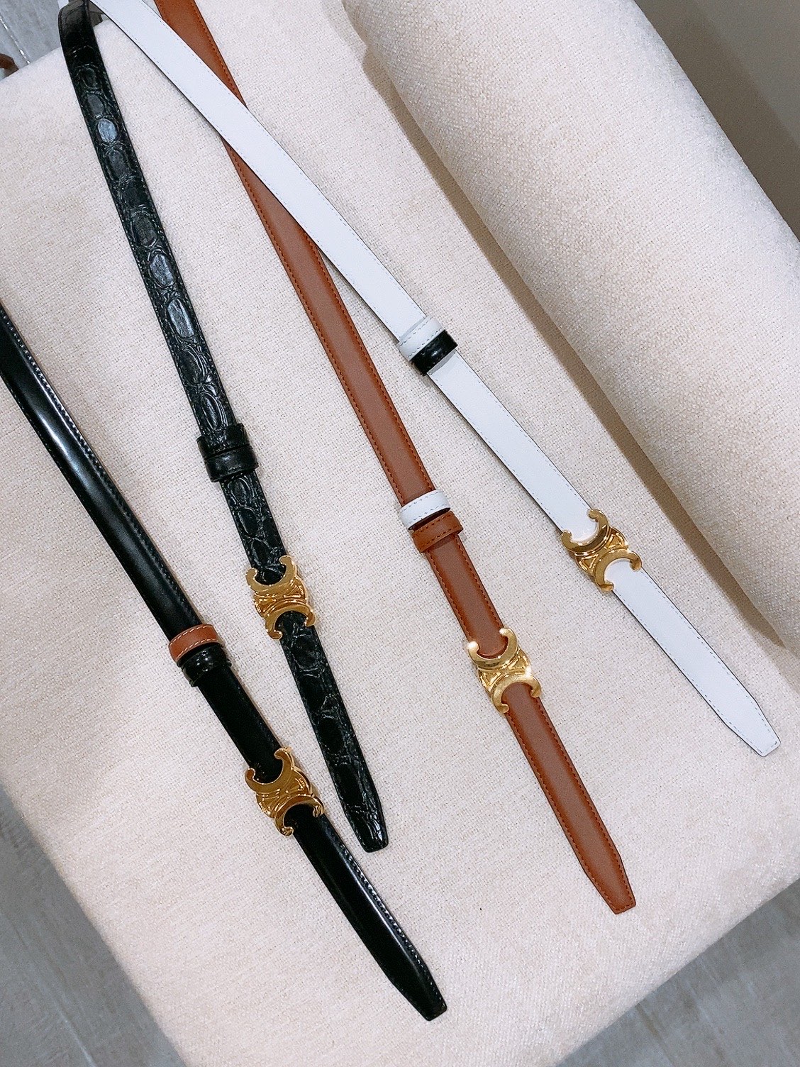 Celine双面窄版腰带  （1.8cm) 凯旋门