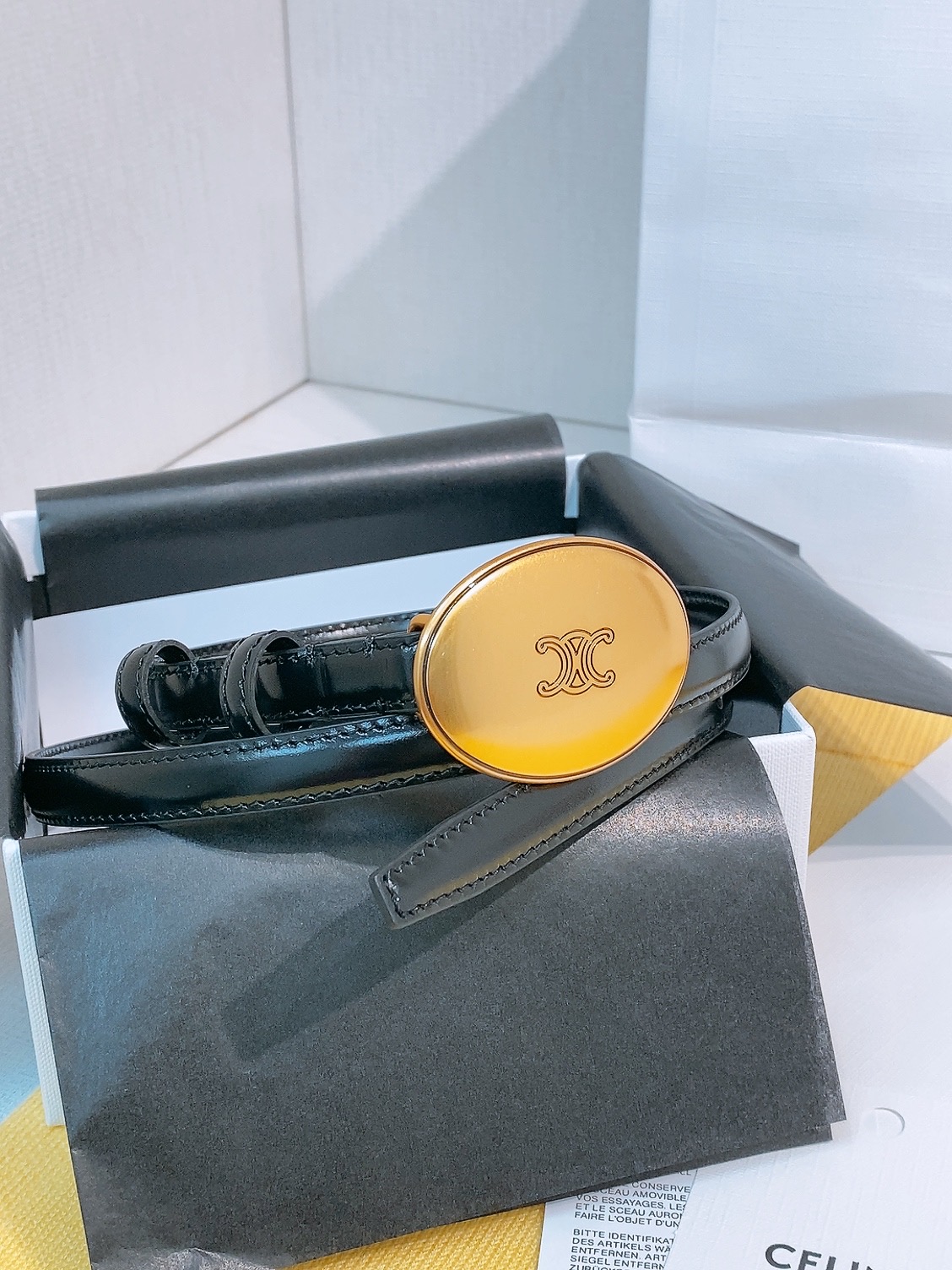 -凯旋门✨ MAISON 13mm皮带 MAISON 13毫米皮带，TAURILLON皮革，牛皮革衬里，银色饰面，宽度：
