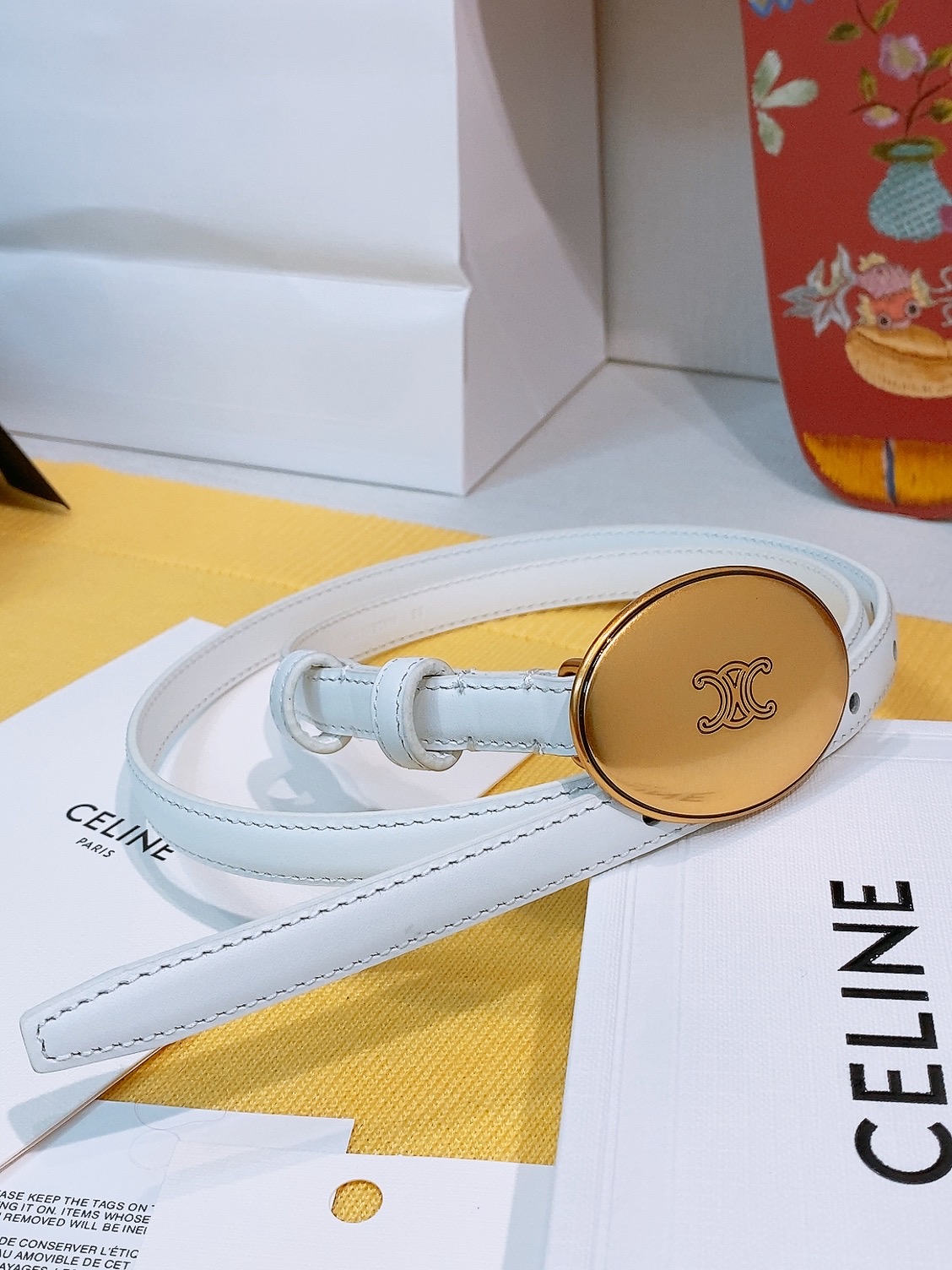 -凯旋门✨ MAISON 13mm皮带 MAISON 13毫米皮带，TAURILLON皮革，牛皮革衬里，银色饰面，宽度：