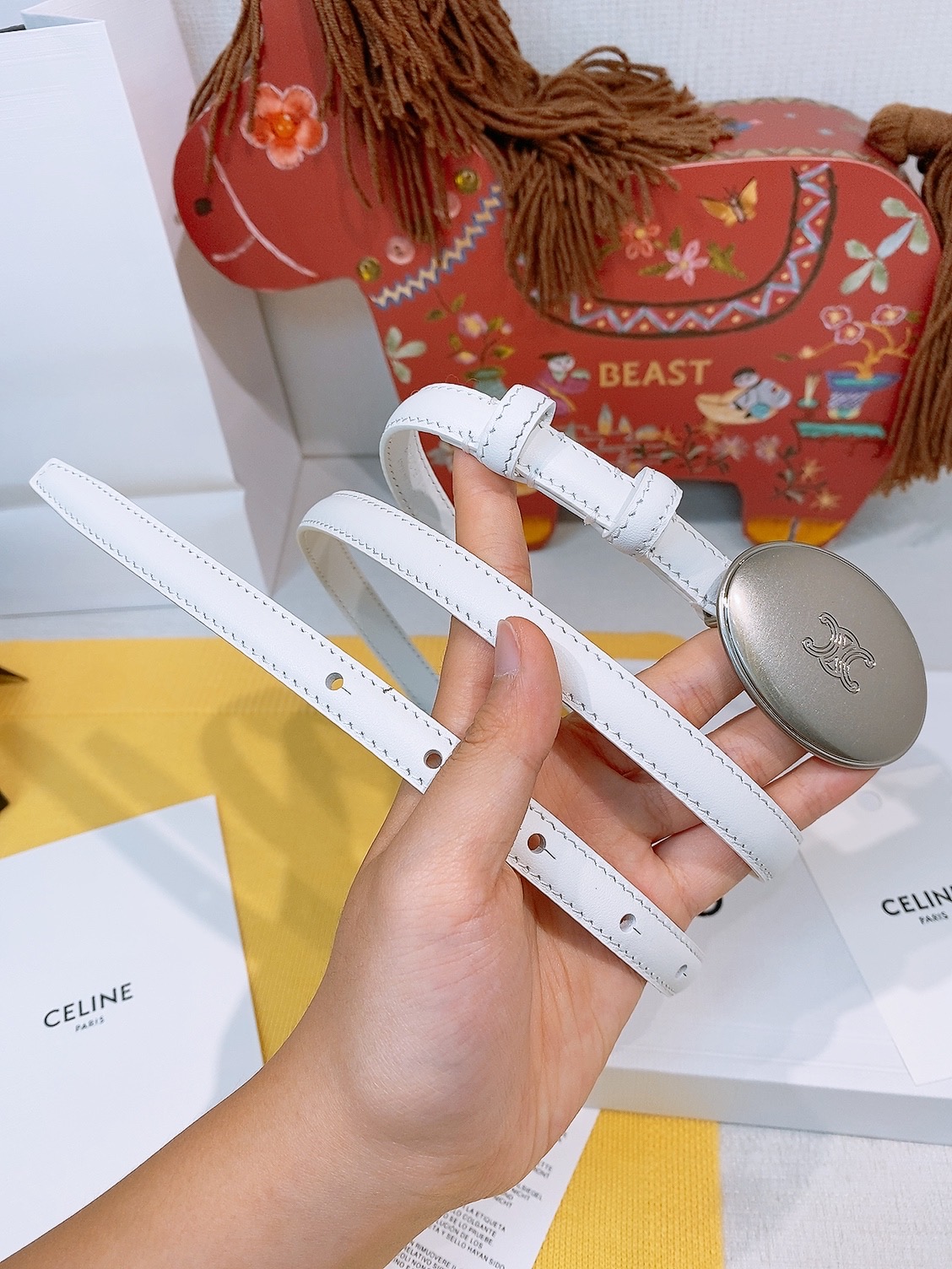 -凯旋门✨ MAISON 13mm皮带 MAISON 13毫米皮带,TAURILLON皮革,牛皮革衬里,银色饰面,宽度: -凯旋门✨ MAISON 13mm皮带 MAISON 13毫米皮带,TAURILLON皮革,牛皮革衬里,银色饰面,宽度: