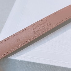 -凯旋门✨ MAISON 13mm皮带 MAISON 13毫米皮带,TAURILLON皮革,牛皮革衬里,银色饰面,宽度: -凯旋门✨ MAISON 13mm皮带 MAISON 13毫米皮带,TAURILLON皮革,牛皮革衬里,银色饰面,宽度: