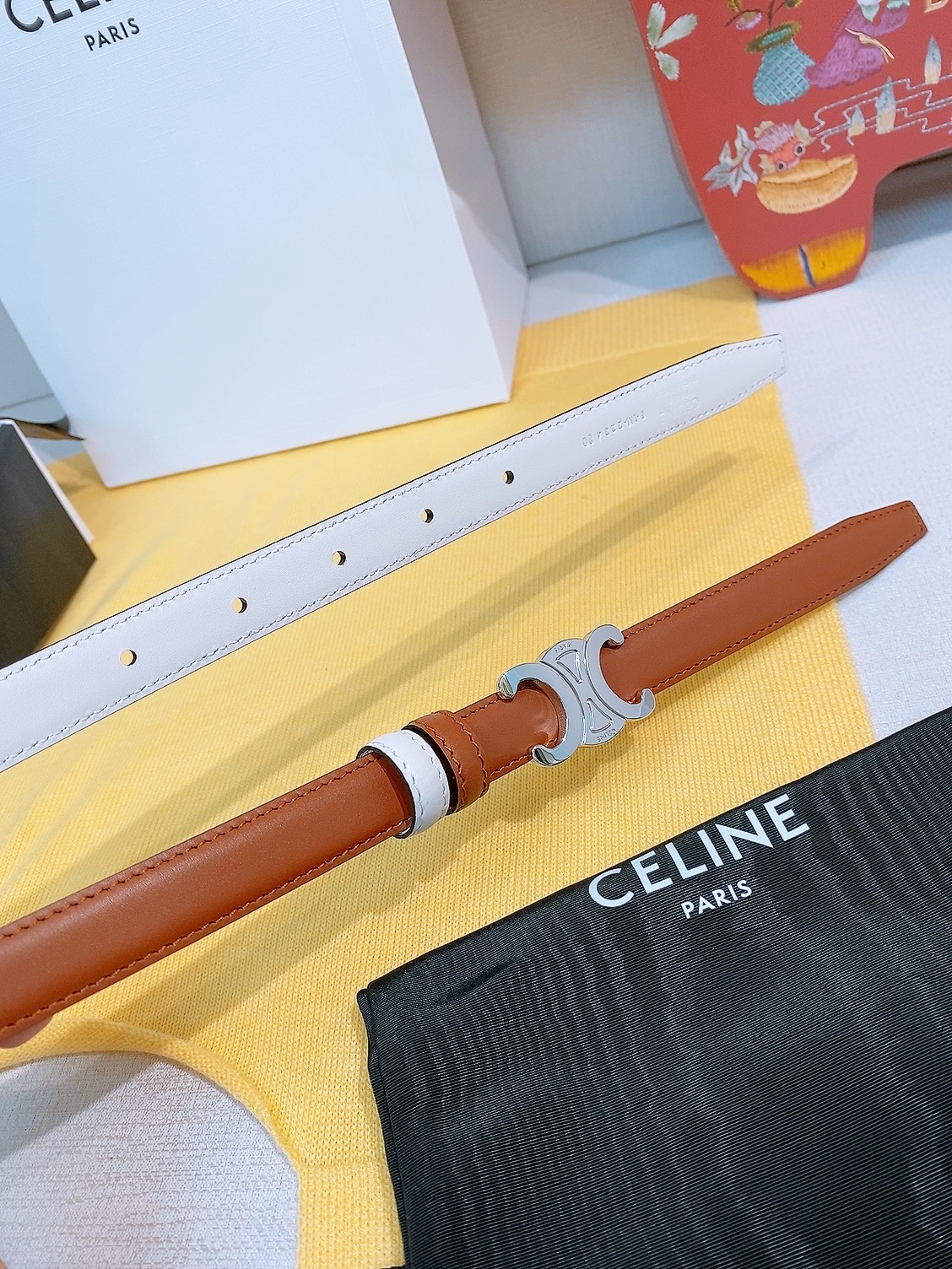 Celine双面窄版腰带 （1.8cm) 凯旋门