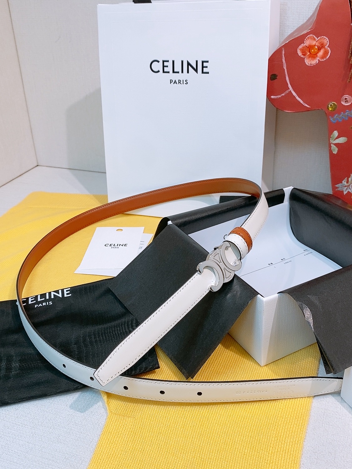 Celine双面窄版腰带 （1.8cm) 凯旋门