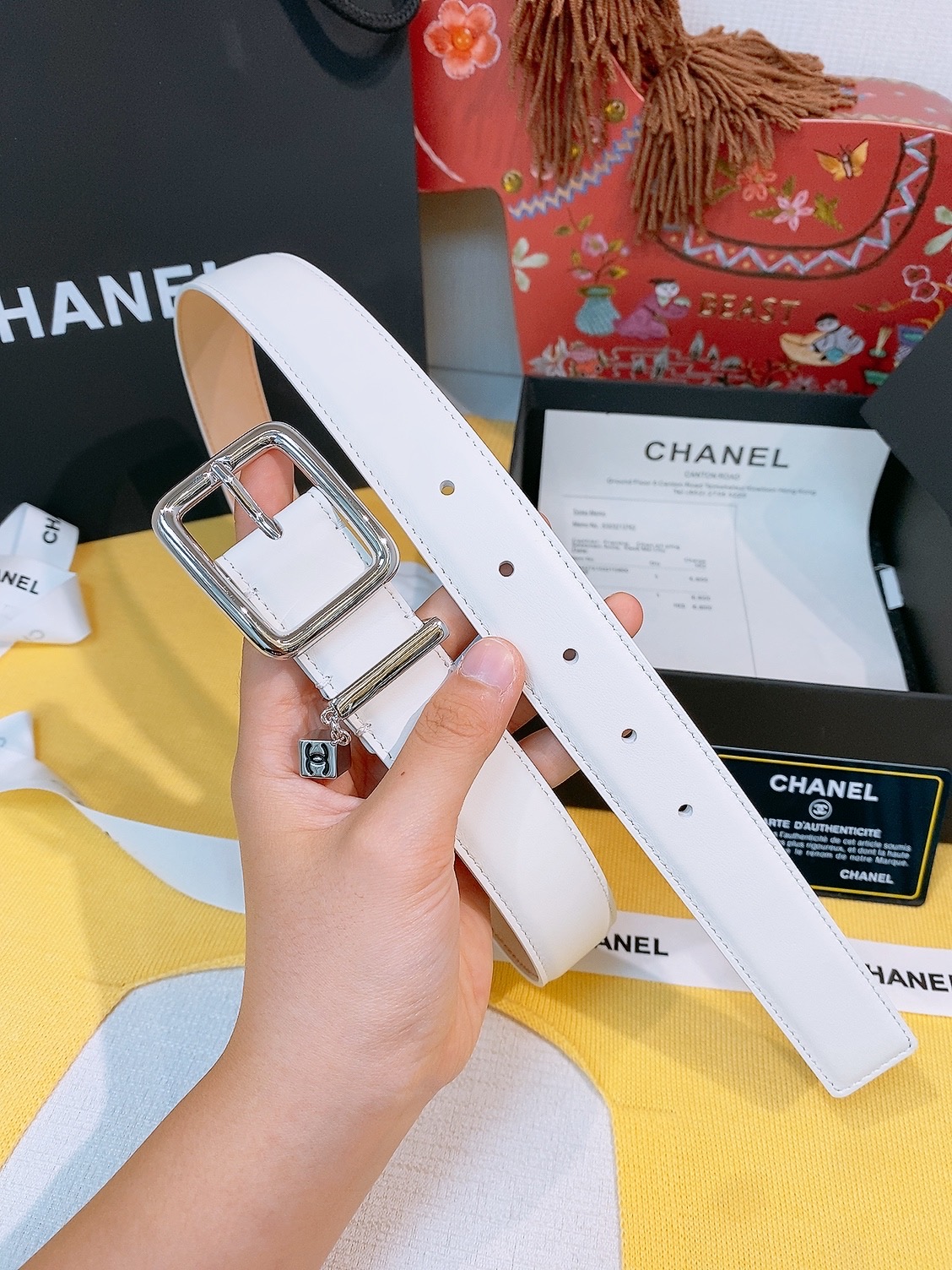 纯白皮 香家✨ Leather belt 30mm 皮质腰带 简约方形金属扣头,搭配光滑小牛皮腰带,品牌标志性通勤配饰, 纯白皮 香家✨ Leather belt 30mm 皮质腰带 简约方形金属扣头,搭配光滑小牛皮腰带,品牌标志性通勤配饰,