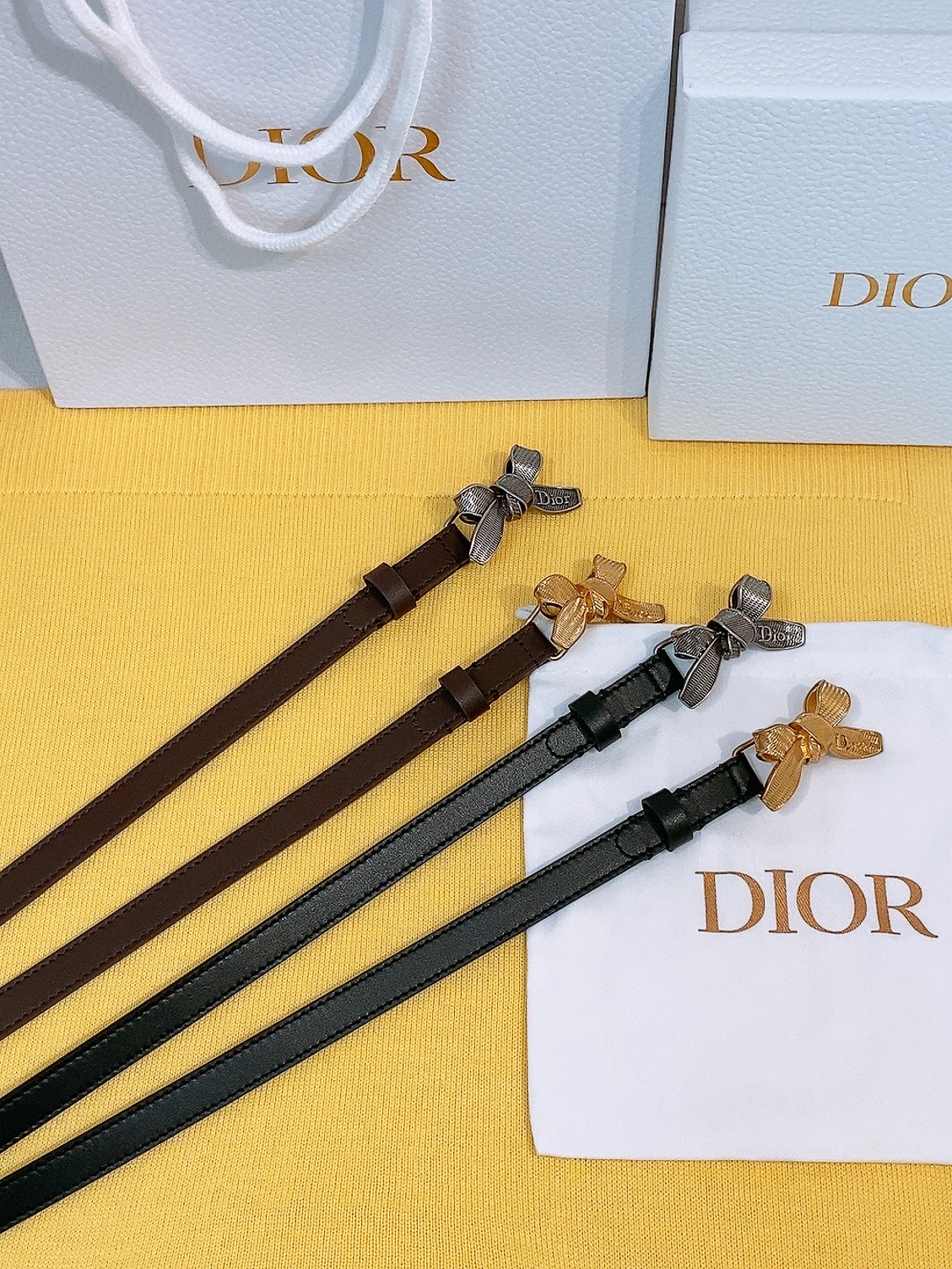 -迪家新款蝴蝶结🎀复古腰带 Dior这款Montaigne Treasure腰带是2026秋季成衣系列全新单品,彰显生动 -迪家新款蝴蝶结🎀复古腰带 Dior这款Montaigne Treasure腰带是2026秋季成衣系列全新单品,彰显生动
