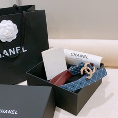 香家Chanel Belt 25mm 牛皮腰带 26b新款牛仔色牛皮皮带 实物超级美随意搭配都好看. 绣线菱格进口牛皮与 香家Chanel Belt 25mm 牛皮腰带 26b新款牛仔色牛皮皮带 实物超级美随意搭配都好看. 绣线菱格进口牛皮与