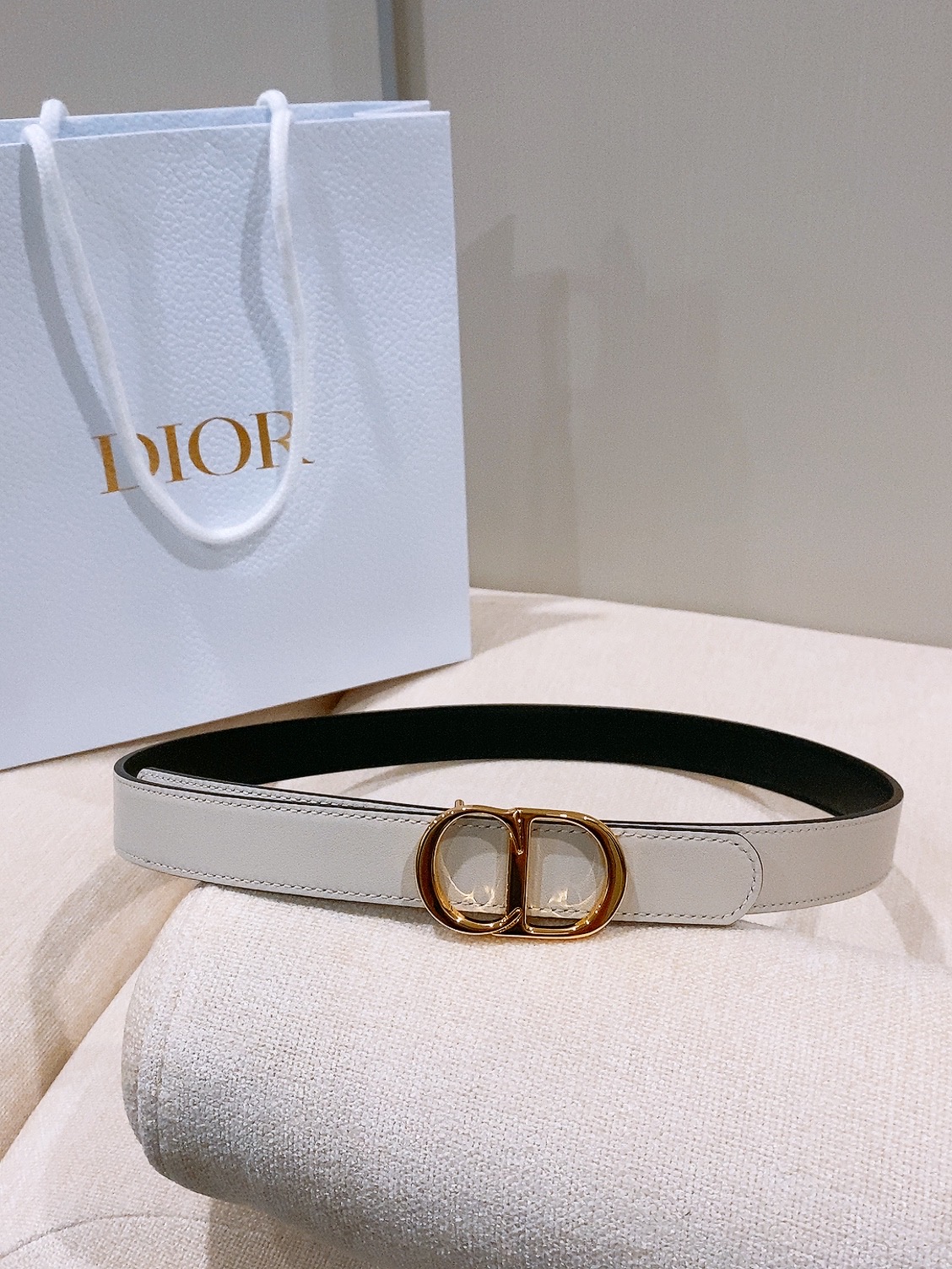 -迪家✨ Montaigne Belt 25mm 进口小牛皮腰带(经典亮面CD搭扣款) 甄选小牛皮打造,侧边手工编织工艺 -迪家✨ Montaigne Belt 25mm 进口小牛皮腰带(经典亮面CD搭扣款) 甄选小牛皮打造,侧边手工编织工艺
