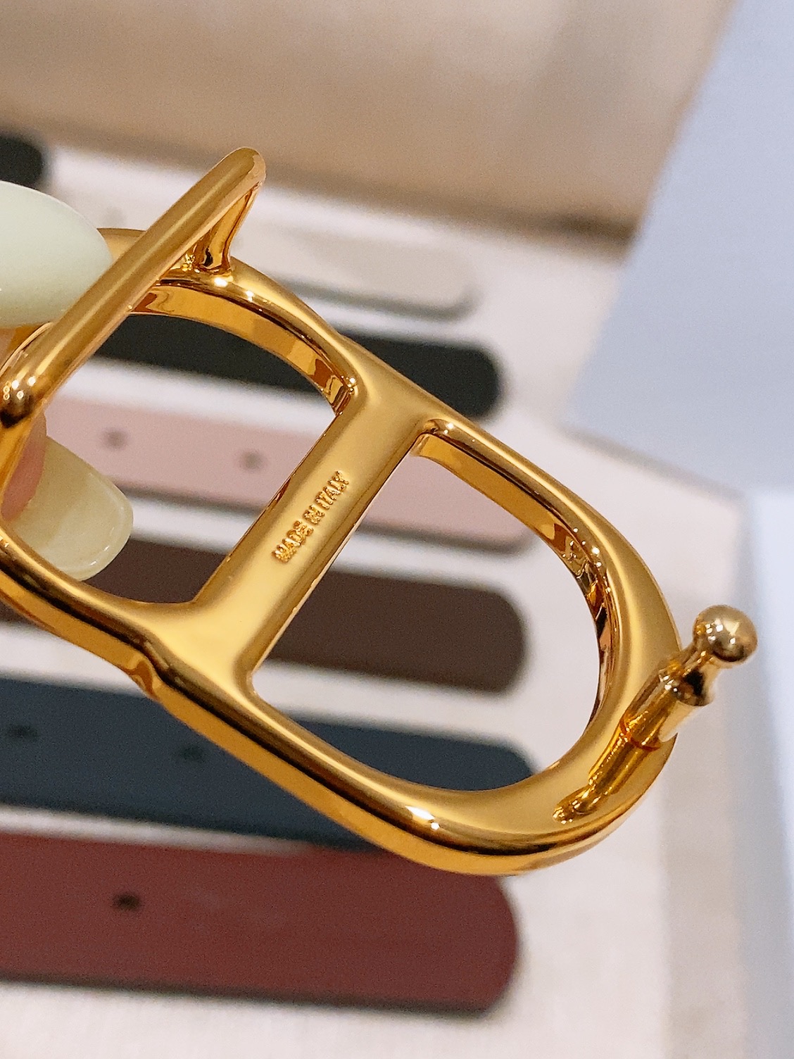 -迪家✨ Montaigne Belt 25mm 进口小牛皮腰带(经典亮面CD搭扣款) 甄选小牛皮打造,侧边手工编织工艺 -迪家✨ Montaigne Belt 25mm 进口小牛皮腰带(经典亮面CD搭扣款) 甄选小牛皮打造,侧边手工编织工艺