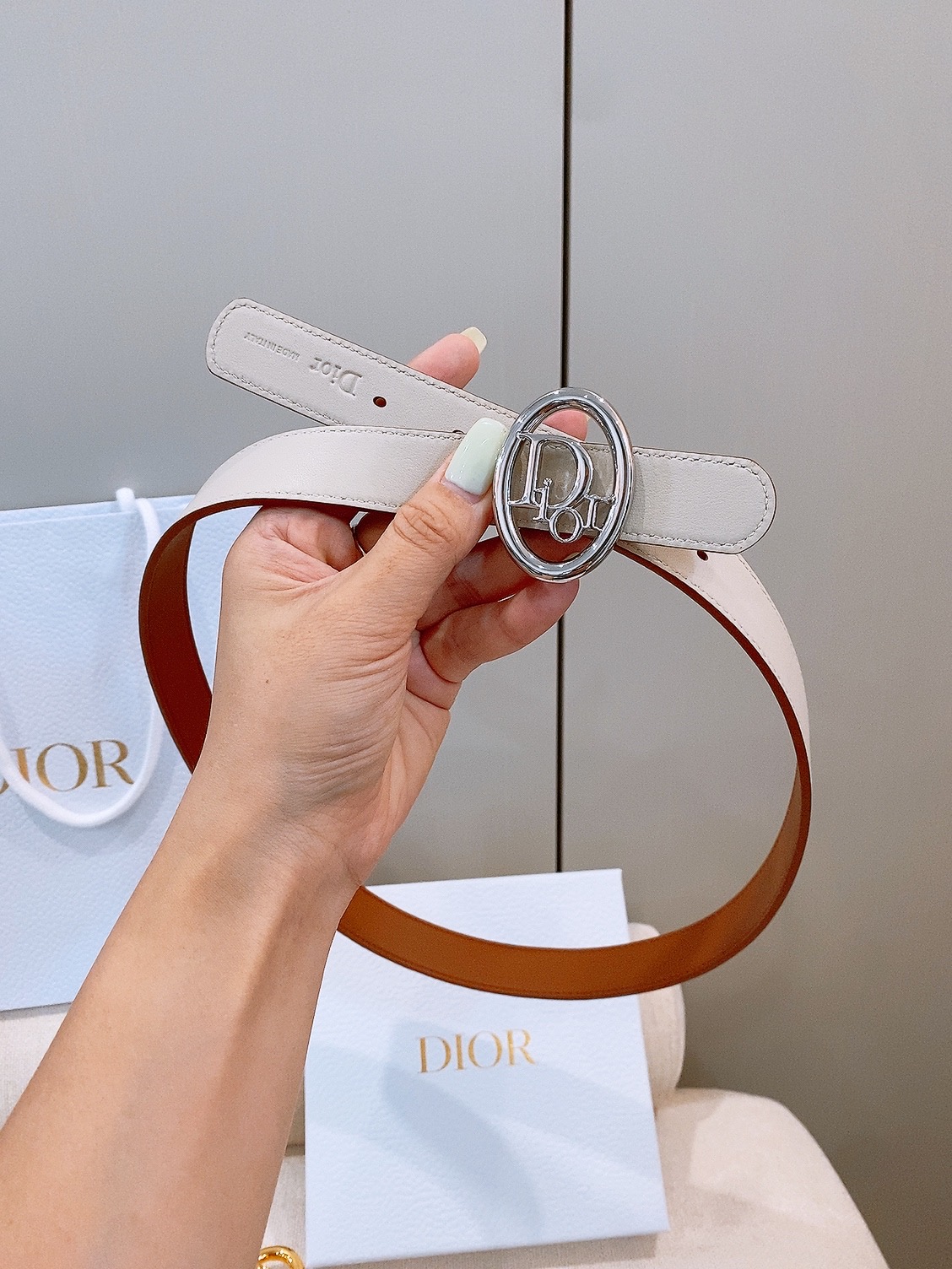 -迪家✨ Montaigne Belt 25mm 进口小牛皮腰带(经典亮面CD搭扣款) 甄选小牛皮打造,侧边手工编织工艺 -迪家✨ Montaigne Belt 25mm 进口小牛皮腰带(经典亮面CD搭扣款) 甄选小牛皮打造,侧边手工编织工艺