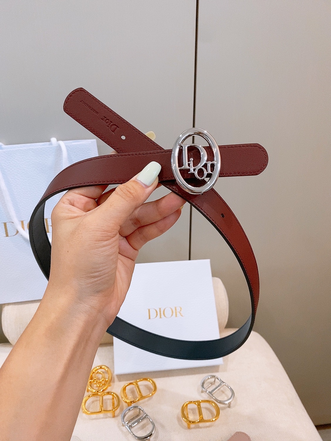 -迪家✨ Montaigne Belt 25mm 进口小牛皮腰带(经典亮面CD搭扣款) 甄选小牛皮打造,侧边手工编织工艺 -迪家✨ Montaigne Belt 25mm 进口小牛皮腰带(经典亮面CD搭扣款) 甄选小牛皮打造,侧边手工编织工艺