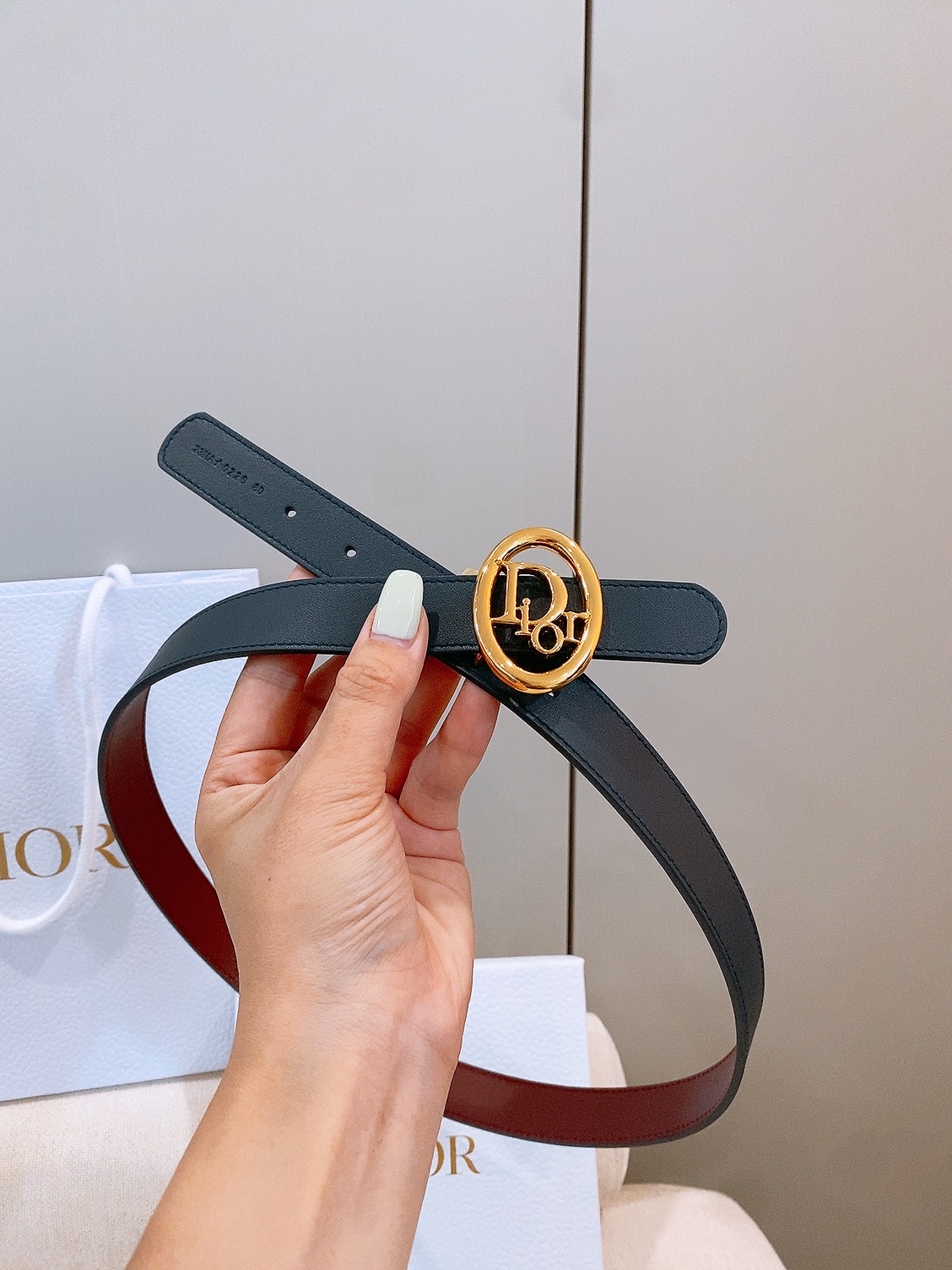 -迪家✨ Montaigne Belt 25mm 进口小牛皮腰带(经典亮面CD搭扣款) 甄选小牛皮打造,侧边手工编织工艺 -迪家✨ Montaigne Belt 25mm 进口小牛皮腰带(经典亮面CD搭扣款) 甄选小牛皮打造,侧边手工编织工艺