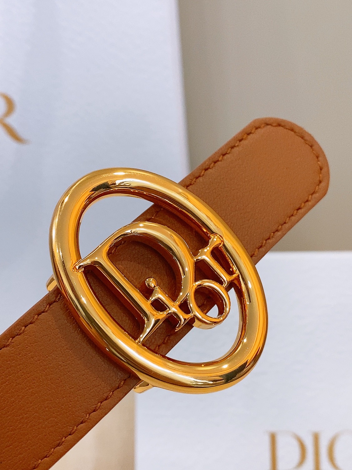-迪家✨ Montaigne Belt 25mm 进口小牛皮腰带(经典亮面CD搭扣款) 甄选小牛皮打造,侧边手工编织工艺 -迪家✨ Montaigne Belt 25mm 进口小牛皮腰带(经典亮面CD搭扣款) 甄选小牛皮打造,侧边手工编织工艺
