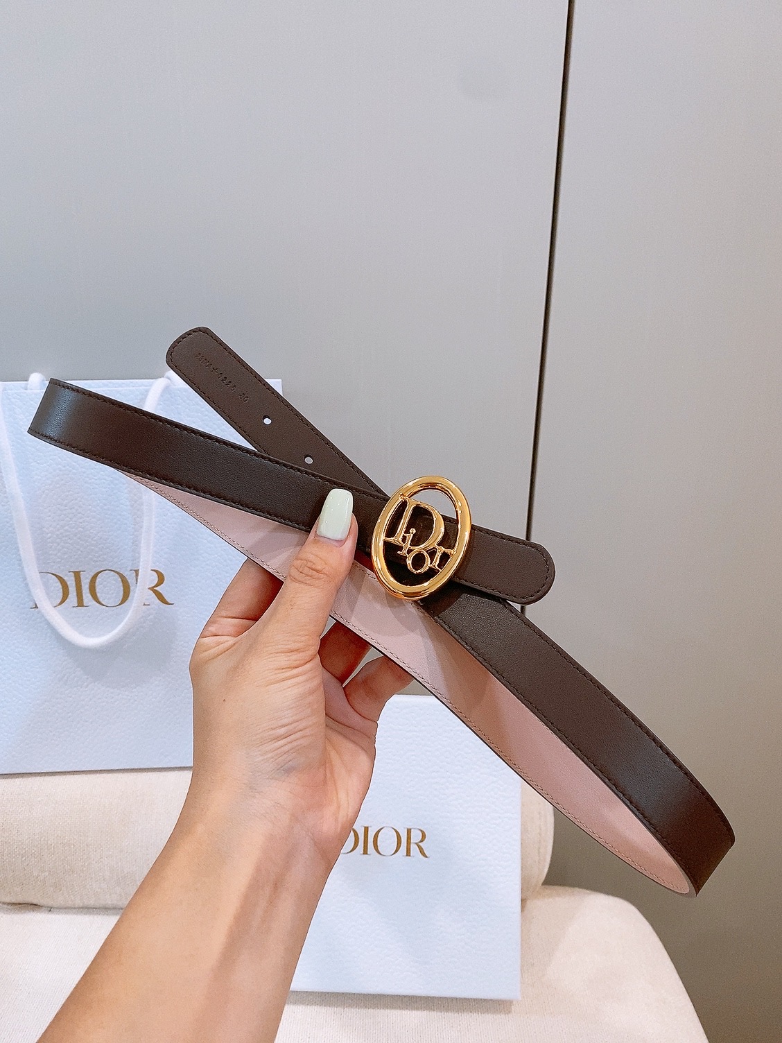 -迪家✨ Montaigne Belt 25mm 进口小牛皮腰带(经典亮面CD搭扣款) 甄选小牛皮打造,侧边手工编织工艺 -迪家✨ Montaigne Belt 25mm 进口小牛皮腰带(经典亮面CD搭扣款) 甄选小牛皮打造,侧边手工编织工艺