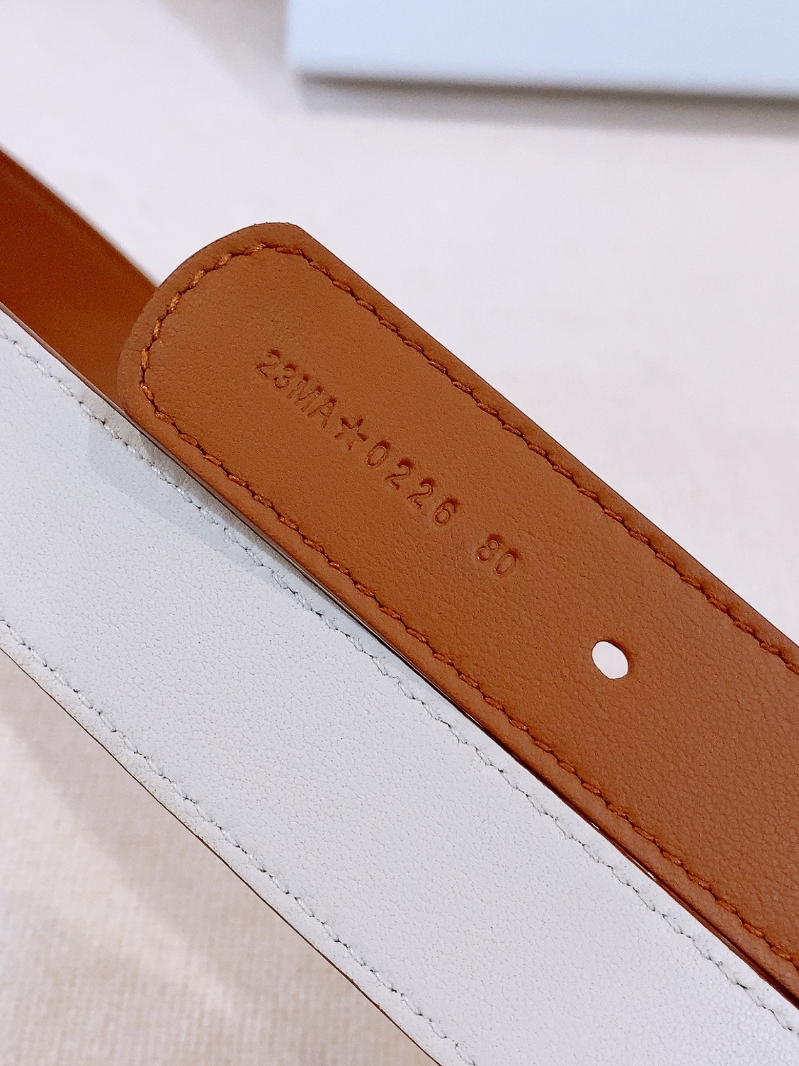 -迪家✨ Montaigne Belt 25mm 进口小牛皮腰带(经典亮面CD搭扣款) 甄选小牛皮打造,侧边手工编织工艺 -迪家✨ Montaigne Belt 25mm 进口小牛皮腰带(经典亮面CD搭扣款) 甄选小牛皮打造,侧边手工编织工艺