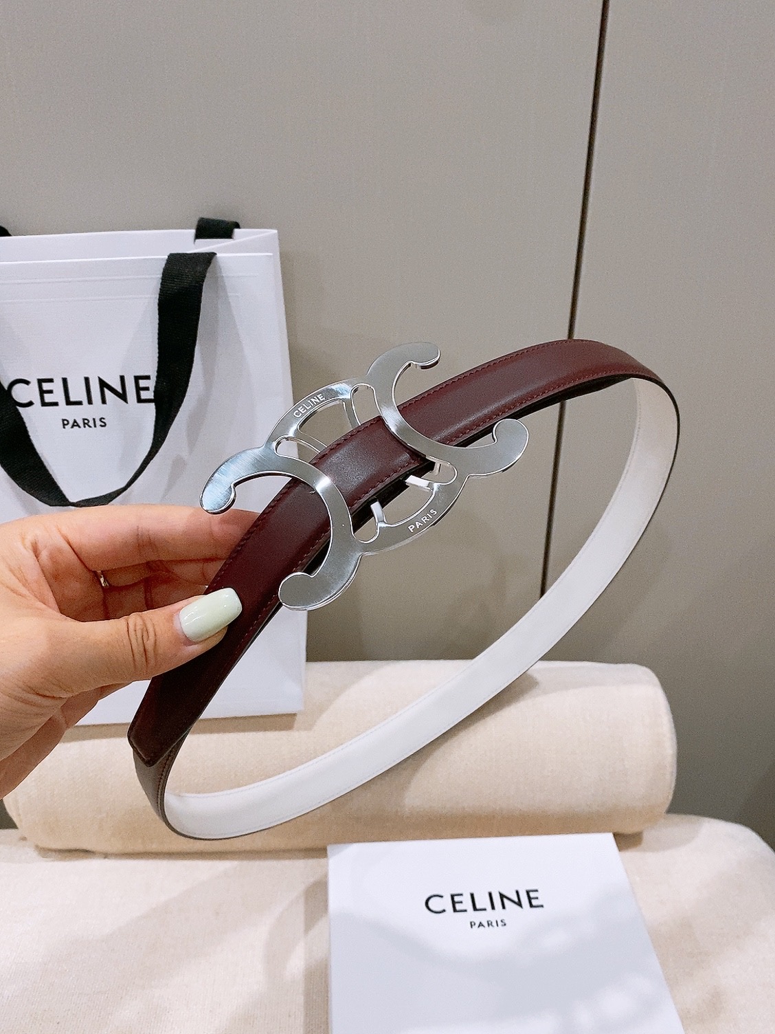 -Celine 中号25毫米 TRIOMPHE CORE BELT 25MM IN TAURILLON LEATHER -Celine 中号25毫米 TRIOMPHE CORE BELT 25MM IN TAURILLON LEATHER