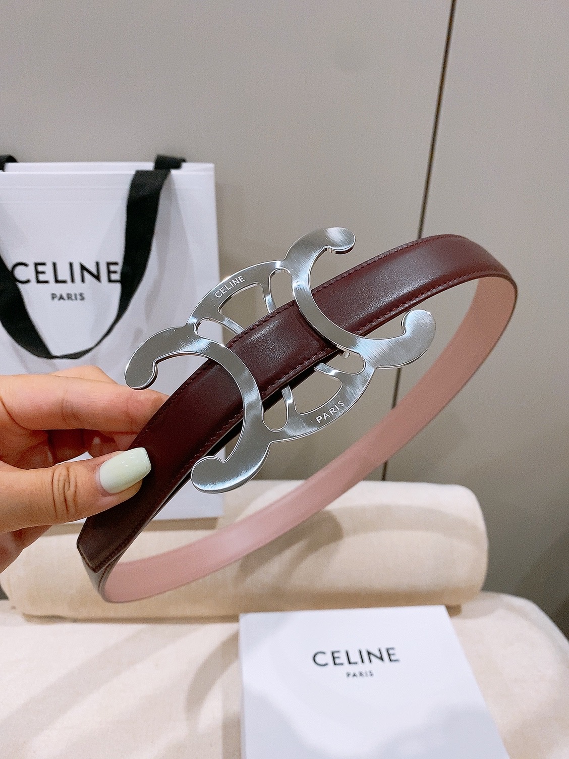 -Celine 中号25毫米 TRIOMPHE CORE BELT 25MM IN TAURILLON LEATHER -Celine 中号25毫米 TRIOMPHE CORE BELT 25MM IN TAURILLON LEATHER