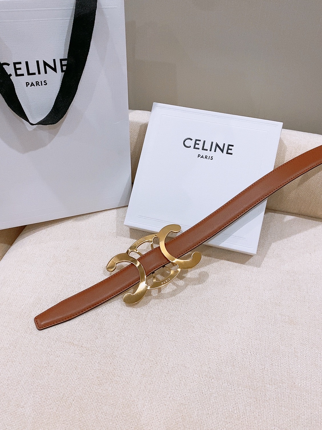 -Celine 中号25毫米 TRIOMPHE CORE BELT 25MM IN TAURILLON LEATHER -Celine 中号25毫米 TRIOMPHE CORE BELT 25MM IN TAURILLON LEATHER