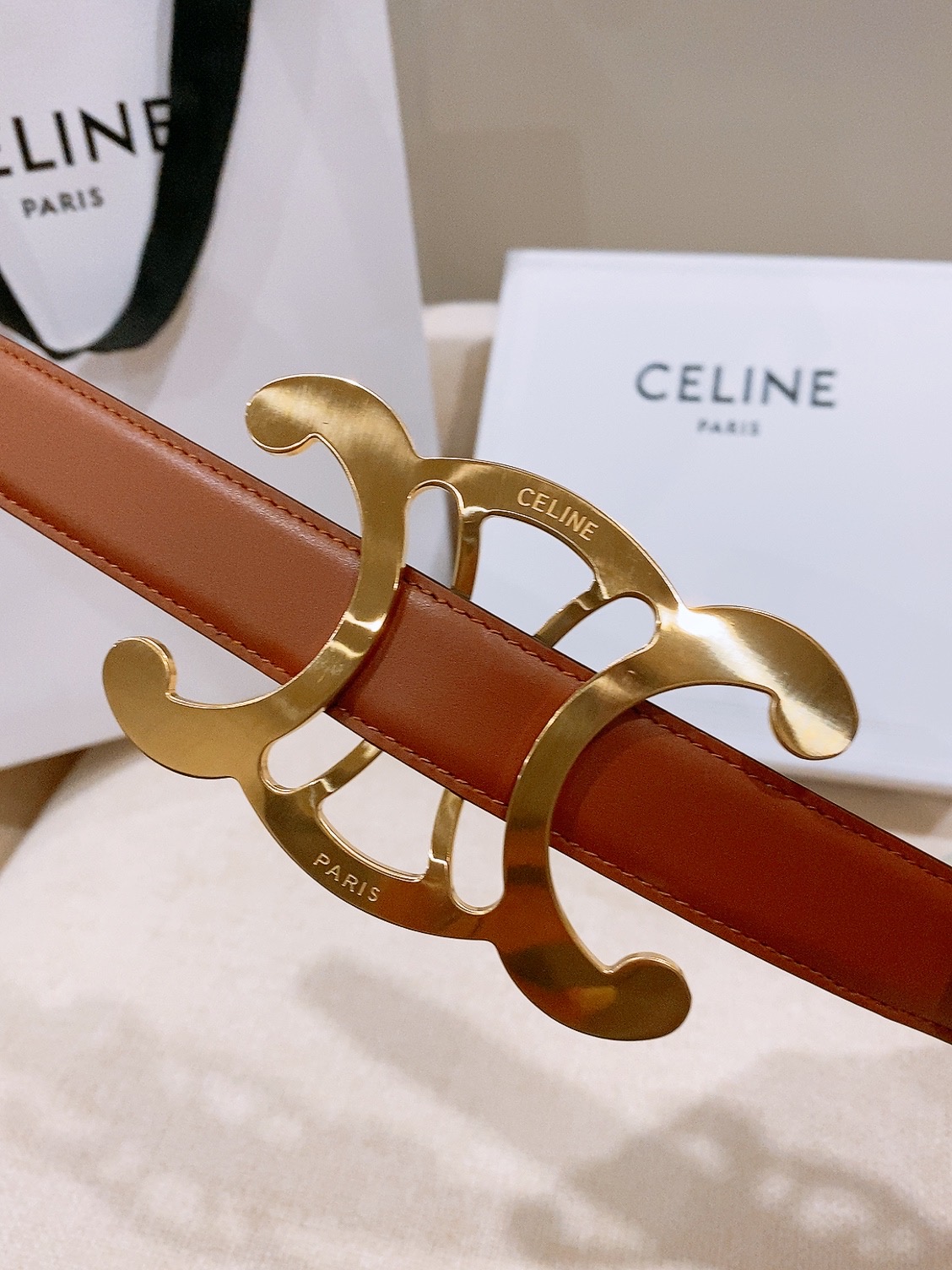 -Celine 中号25毫米 TRIOMPHE CORE BELT 25MM IN TAURILLON LEATHER -Celine 中号25毫米 TRIOMPHE CORE BELT 25MM IN TAURILLON LEATHER