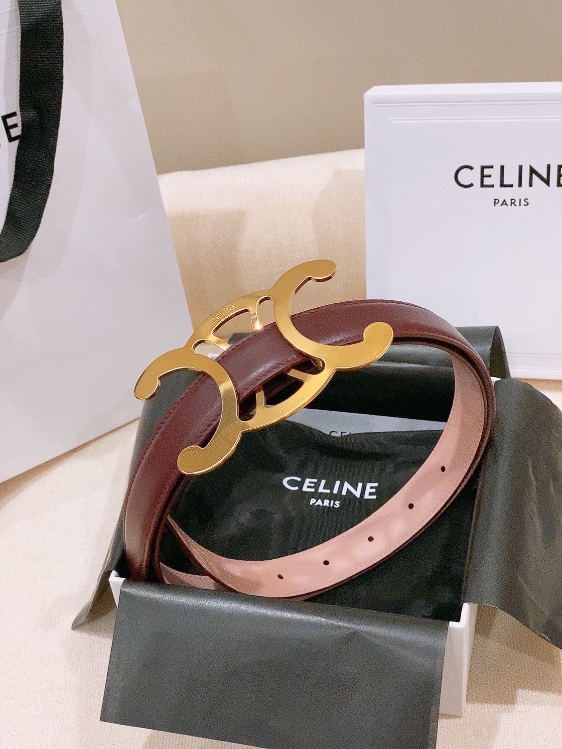-Celine 中号25毫米 TRIOMPHE CORE BELT 25MM IN TAURILLON LEATHER -Celine 中号25毫米 TRIOMPHE CORE BELT 25MM IN TAURILLON LEATHER