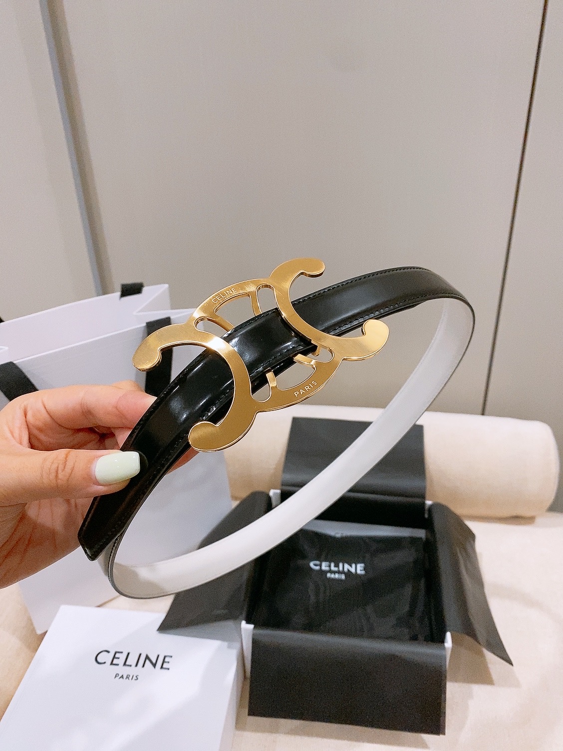 -Celine 中号25毫米 TRIOMPHE CORE BELT 25MM IN TAURILLON LEATHER -Celine 中号25毫米 TRIOMPHE CORE BELT 25MM IN TAURILLON LEATHER