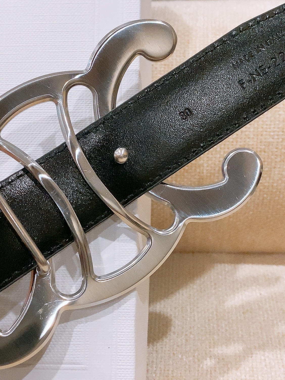 -Celine 中号25毫米 TRIOMPHE CORE BELT 25MM IN TAURILLON LEATHER -Celine 中号25毫米 TRIOMPHE CORE BELT 25MM IN TAURILLON LEATHER
