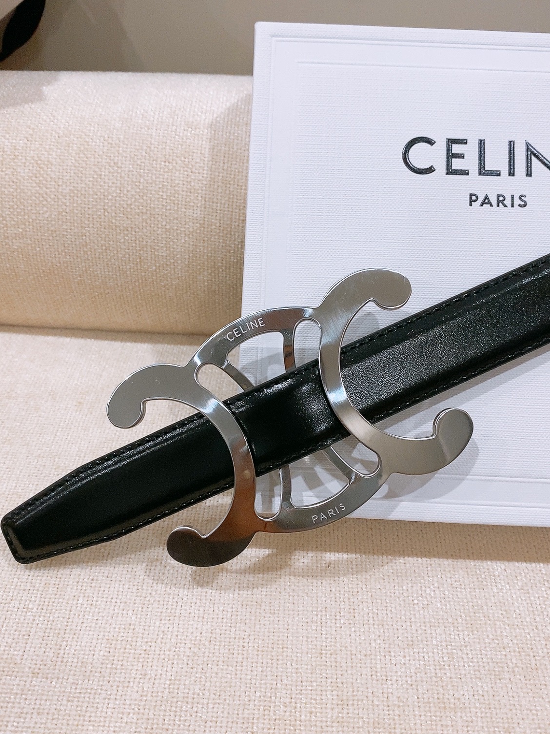 -Celine 中号25毫米 TRIOMPHE CORE BELT 25MM IN TAURILLON LEATHER -Celine 中号25毫米 TRIOMPHE CORE BELT 25MM IN TAURILLON LEATHER
