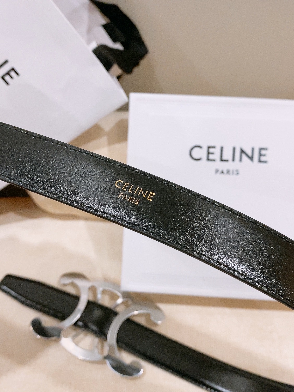 -Celine 中号25毫米 TRIOMPHE CORE BELT 25MM IN TAURILLON LEATHER -Celine 中号25毫米 TRIOMPHE CORE BELT 25MM IN TAURILLON LEATHER
