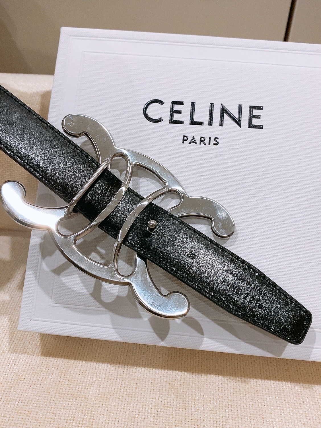 -Celine 中号25毫米 TRIOMPHE CORE BELT 25MM IN TAURILLON LEATHER -Celine 中号25毫米 TRIOMPHE CORE BELT 25MM IN TAURILLON LEATHER