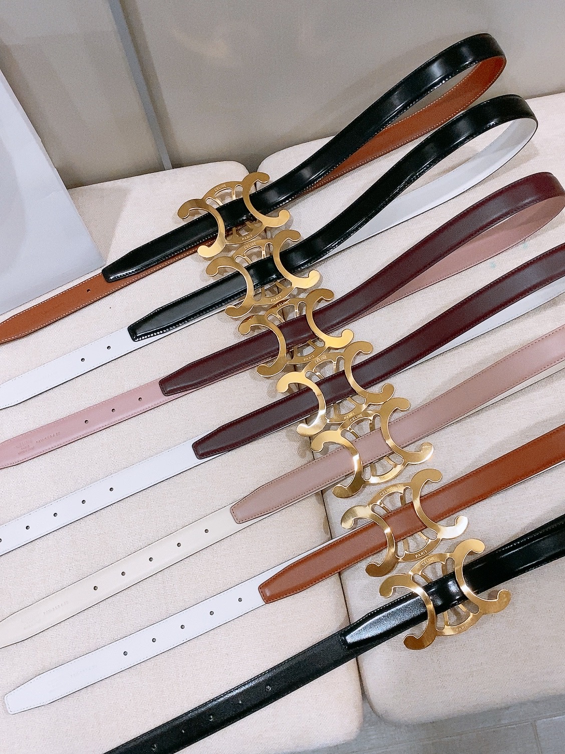 -Celine 中号25毫米 TRIOMPHE CORE BELT 25MM IN TAURILLON LEATHER -Celine 中号25毫米 TRIOMPHE CORE BELT 25MM IN TAURILLON LEATHER