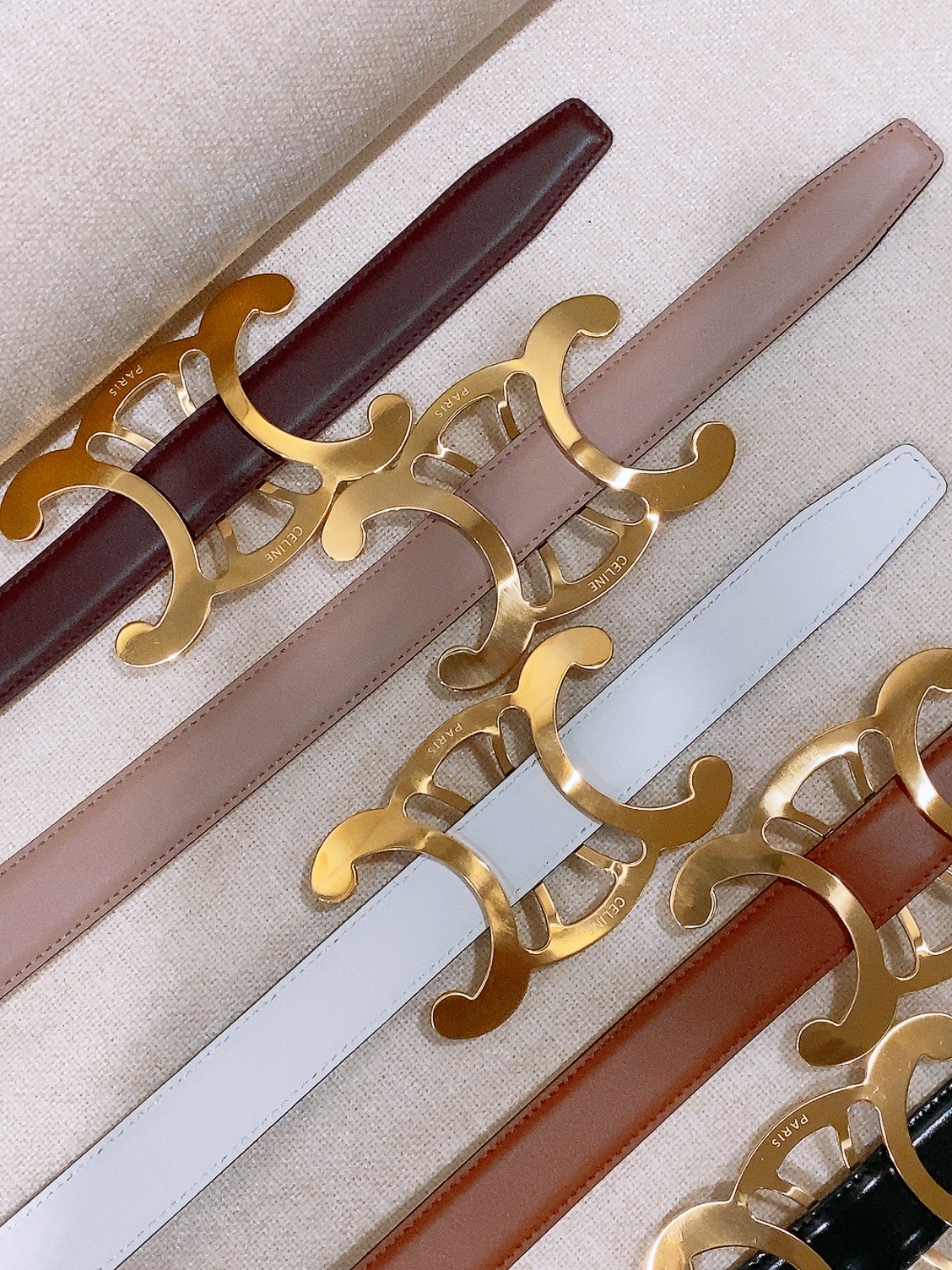 -Celine 中号25毫米 TRIOMPHE CORE BELT 25MM IN TAURILLON LEATHER -Celine 中号25毫米 TRIOMPHE CORE BELT 25MM IN TAURILLON LEATHER
