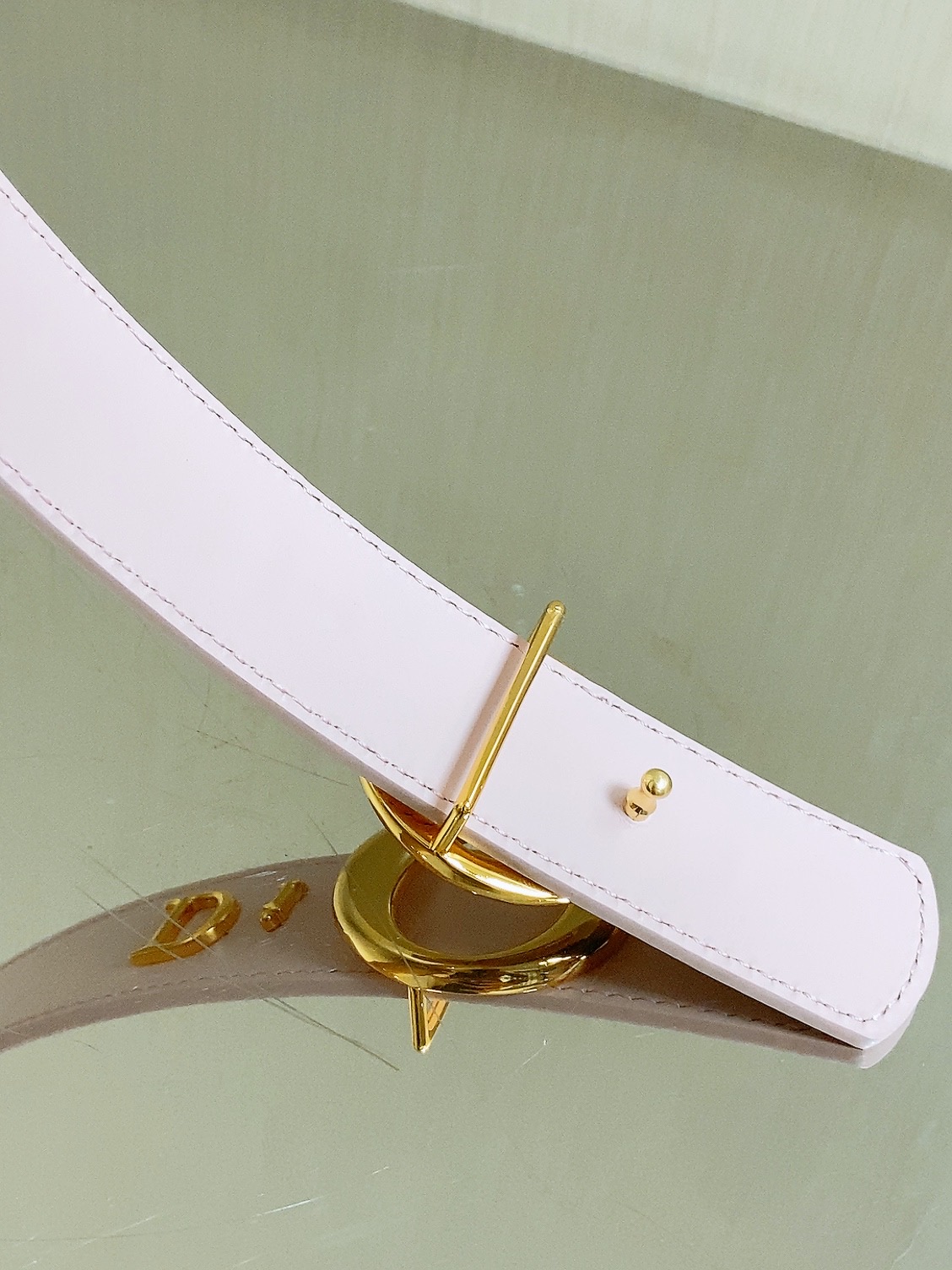 My Dior Belt Black Smooth Calfskin, 30 MM 双面进口细腻小牛皮打造,黄铜金属五金 My Dior Belt Black Smooth Calfskin, 30 MM 双面进口细腻小牛皮打造,黄铜金属五金