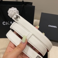 香家✨ Leather Belt 25mm 皮质腰带 进口胎牛皮及金属,旋转双C金属转扣。适配连衣裙、西装、牛仔裤。全套 香家✨ Leather Belt 25mm 皮质腰带 进口胎牛皮及金属,旋转双C金属转扣。适配连衣裙、西装、牛仔裤。全套