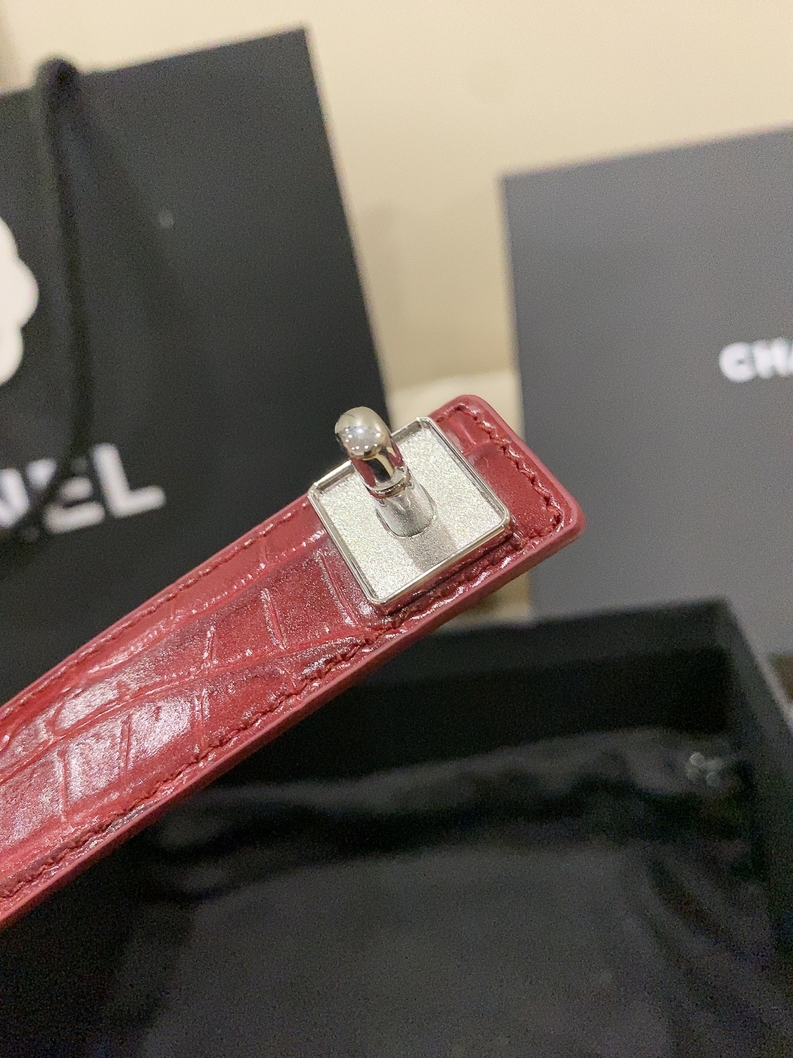 香家✨ Leather Belt 25mm 皮质腰带 进口胎牛皮及金属,旋转双C金属转扣。适配连衣裙、西装、牛仔裤。全套 香家✨ Leather Belt 25mm 皮质腰带 进口胎牛皮及金属,旋转双C金属转扣。适配连衣裙、西装、牛仔裤。全套