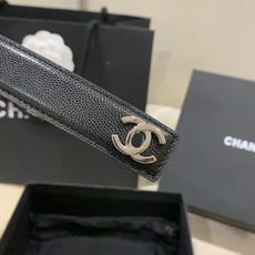 香家✨ Leather Belt 25mm 皮质腰带 珍珠纹小牛皮及金属,旋转双C金属转扣。适配连衣裙、西装、牛仔裤。全 香家✨ Leather Belt 25mm 皮质腰带 珍珠纹小牛皮及金属,旋转双C金属转扣。适配连衣裙、西装、牛仔裤。全