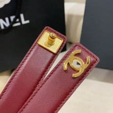 香家✨ Leather Belt 25mm 皮质腰带 进口胎牛皮及金属,旋转双C金属转扣。适配连衣裙、西装、牛仔裤。全套 香家✨ Leather Belt 25mm 皮质腰带 进口胎牛皮及金属,旋转双C金属转扣。适配连衣裙、西装、牛仔裤。全套