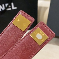 香家✨ Leather Belt 25mm 皮质腰带 进口胎牛皮及金属,旋转双C金属转扣。适配连衣裙、西装、牛仔裤。全套 香家✨ Leather Belt 25mm 皮质腰带 进口胎牛皮及金属,旋转双C金属转扣。适配连衣裙、西装、牛仔裤。全套