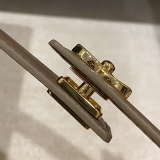 香家✨ Leather Belt 25mm 皮质腰带 进口胎牛皮及金属,旋转双C金属转扣。适配连衣裙、西装、牛仔裤。全套 香家✨ Leather Belt 25mm 皮质腰带 进口胎牛皮及金属,旋转双C金属转扣。适配连衣裙、西装、牛仔裤。全套