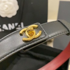 香家✨ Leather Belt 25mm 皮质腰带 进口胎牛皮及金属,旋转双C金属转扣。适配连衣裙、西装、牛仔裤。全套 香家✨ Leather Belt 25mm 皮质腰带 进口胎牛皮及金属,旋转双C金属转扣。适配连衣裙、西装、牛仔裤。全套