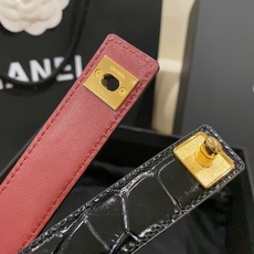 香家✨ Leather Belt 25mm 皮质腰带 进口胎牛皮及金属,旋转双C金属转扣。适配连衣裙、西装、牛仔裤。全套 香家✨ Leather Belt 25mm 皮质腰带 进口胎牛皮及金属,旋转双C金属转扣。适配连衣裙、西装、牛仔裤。全套