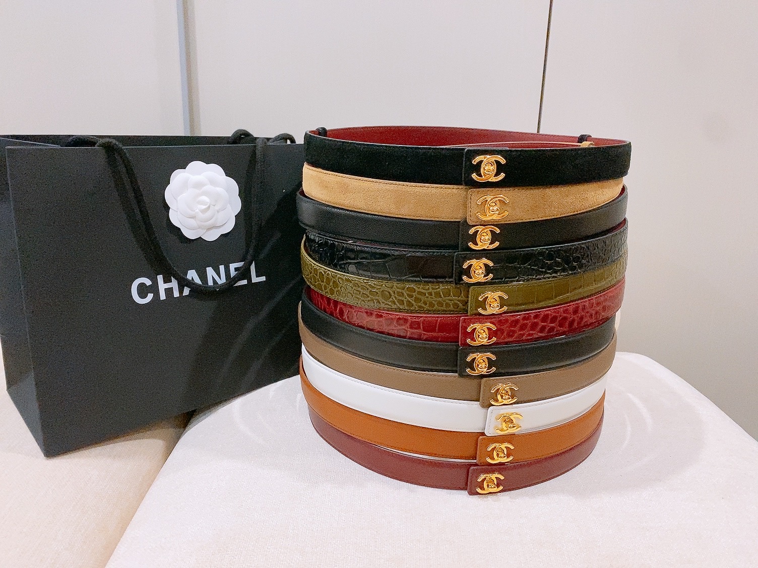 🥳集合对比图 香家✨ Leather Belt 25mm 皮质腰带 进口胎牛皮及金属，旋转双C金属转扣。适配连衣裙、西装