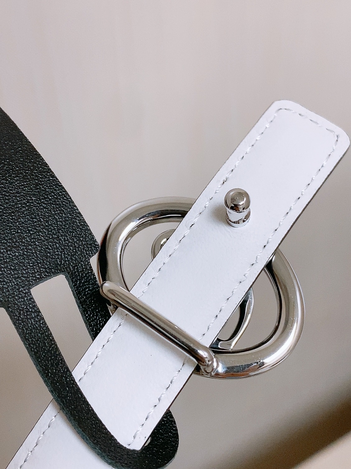 双面dior腰带 椭圆形扣子. 字母精致的镶有水钻 Reversible Dior Oblique Belt 进口光滑小