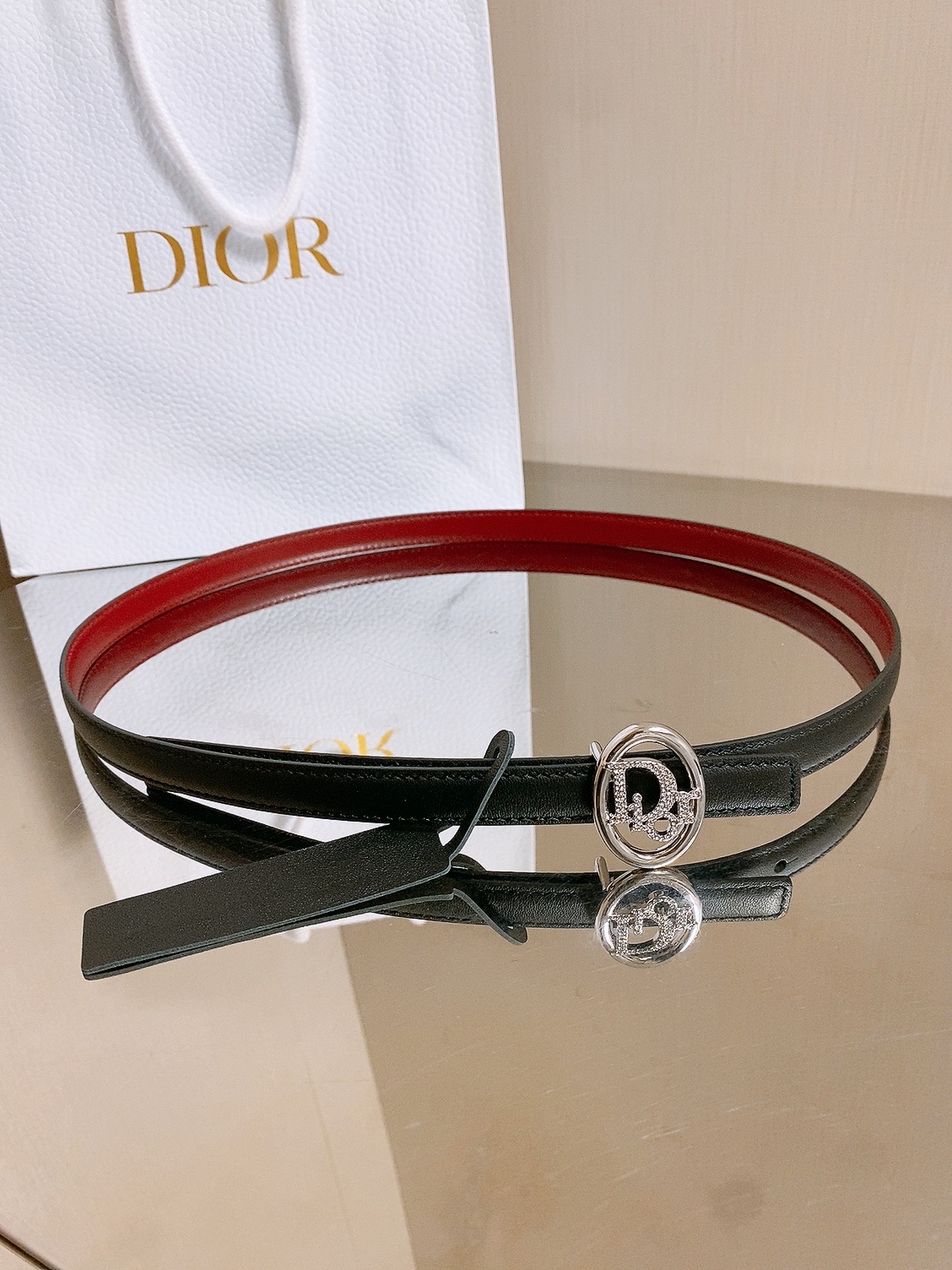 双面dior腰带 椭圆形扣子. 字母精致的镶有水钻 Reversible Dior Oblique Belt 进口光滑小