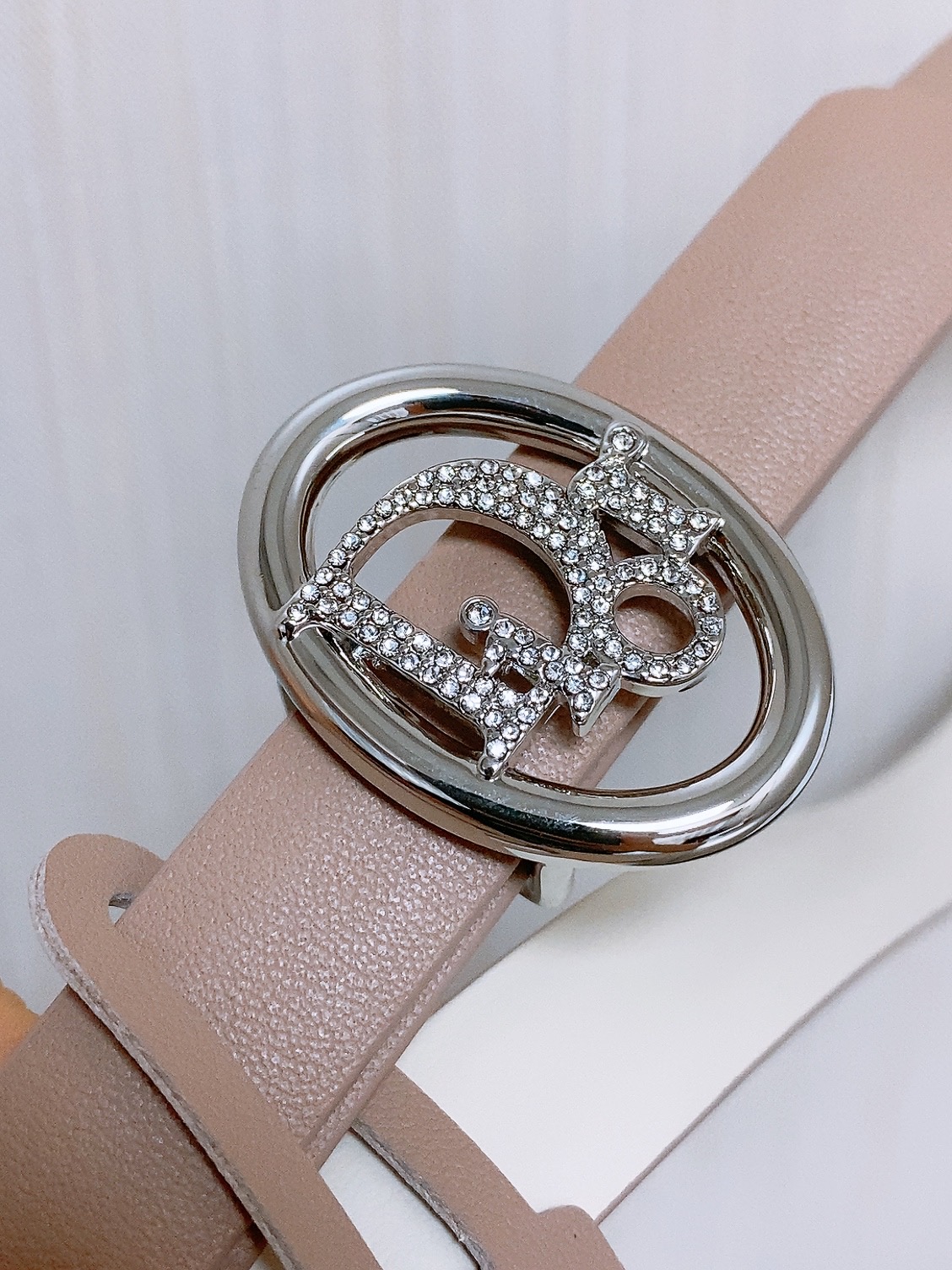 双面dior腰带 椭圆形扣子. 字母精致的镶有水钻 Reversible Dior Oblique Belt 进口光滑小