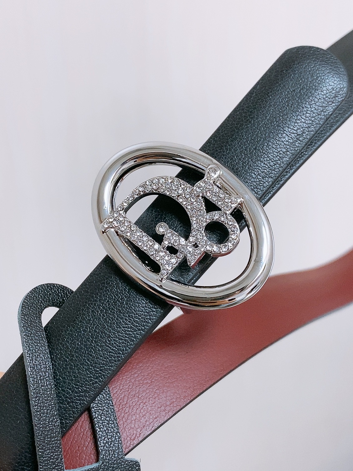 双面dior腰带 椭圆形扣子. 字母精致的镶有水钻 Reversible Dior Oblique Belt 进口光滑小